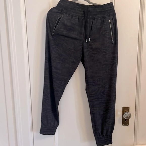 Athleta Camden Printed Jogger - Picture 2 of 5